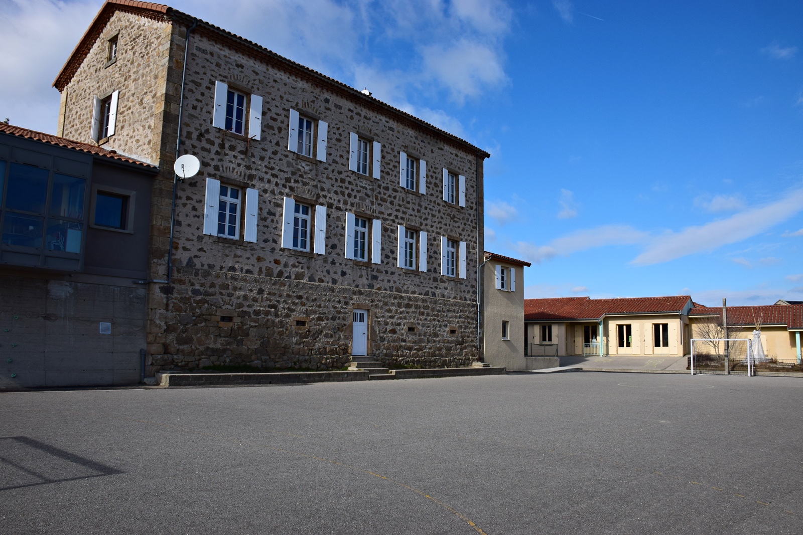 ecole 2